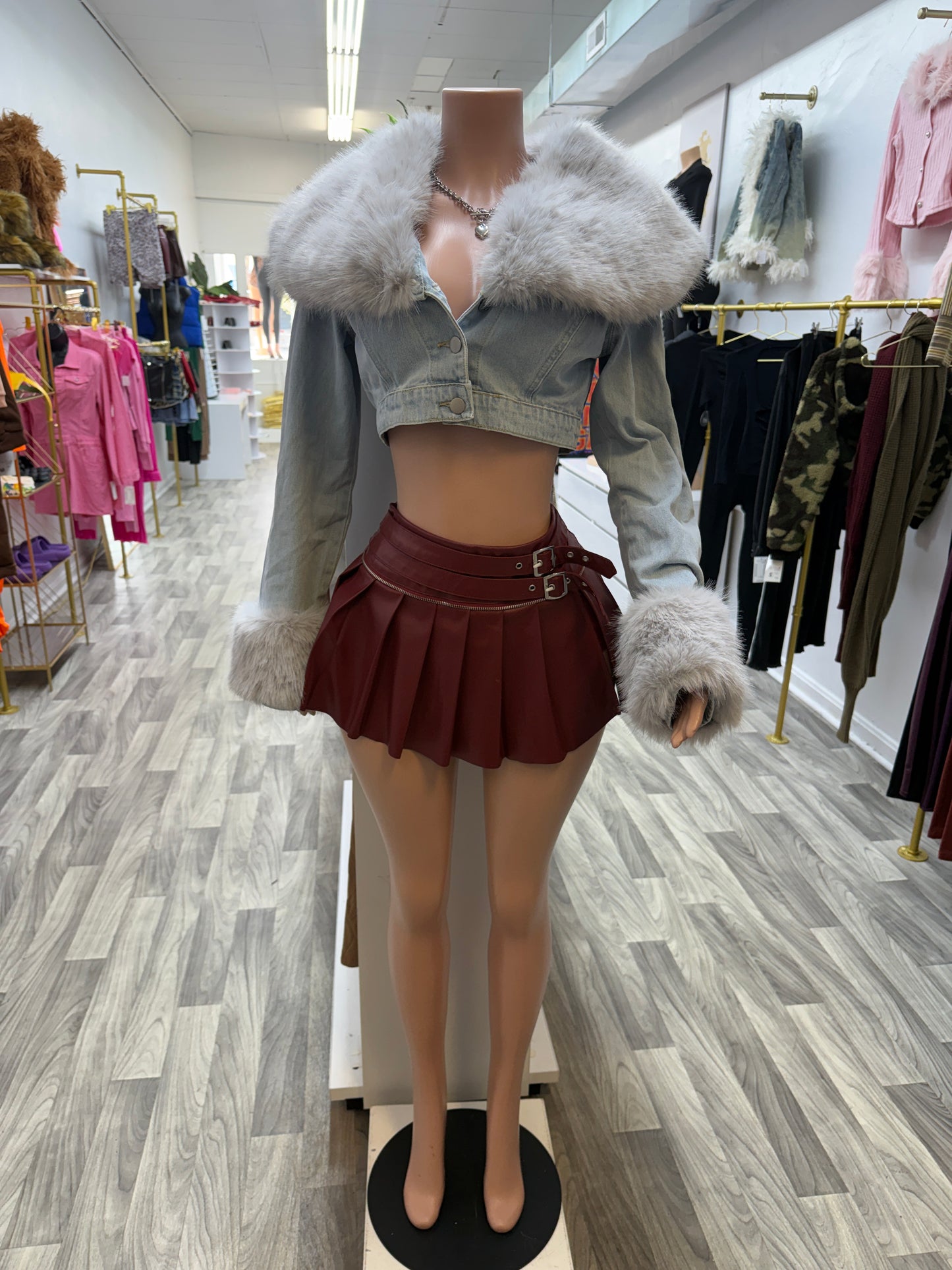 2-in-1 Luxe Fur Collar Denim Crop Jacket