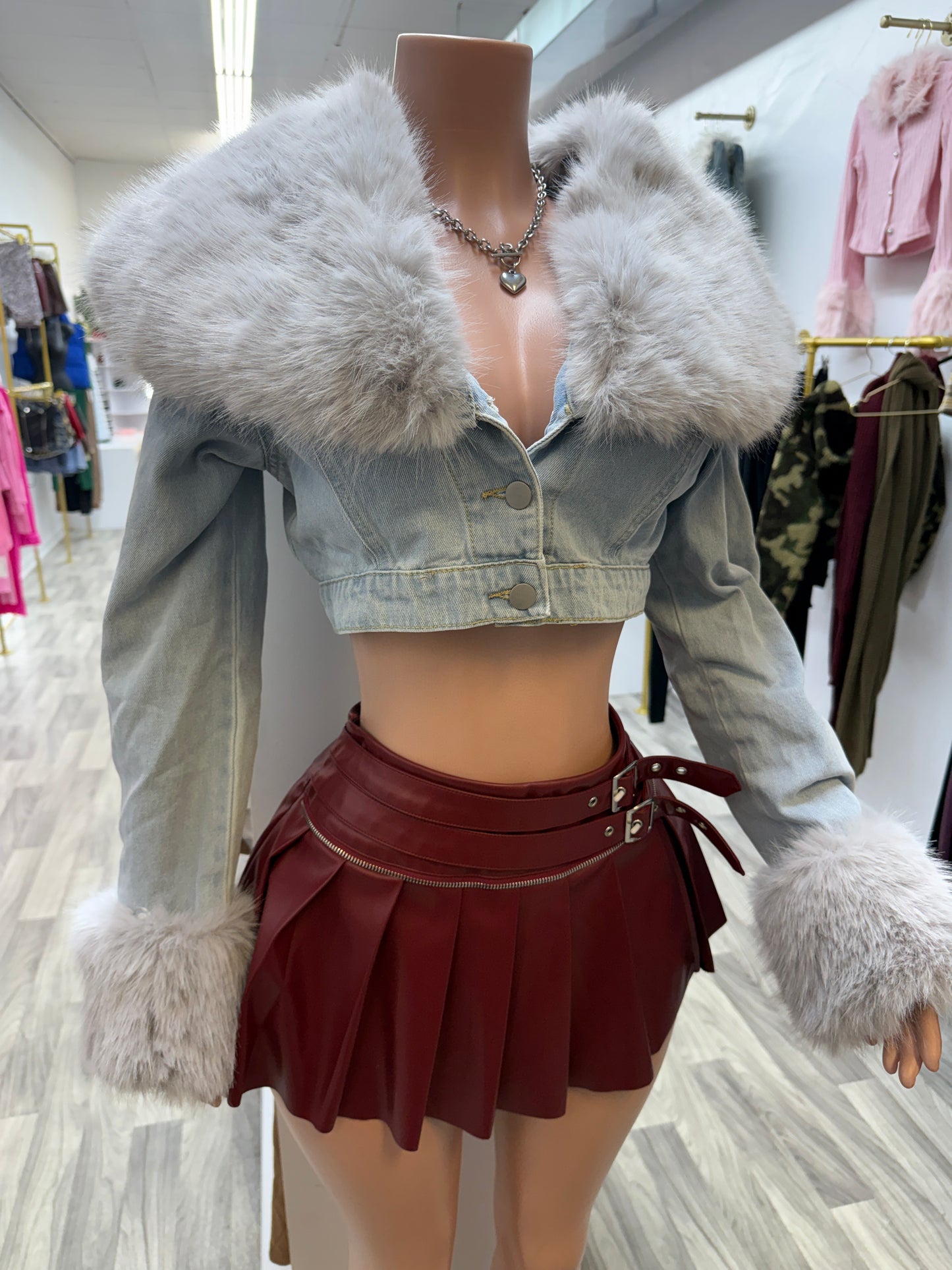 2-in-1 Luxe Fur Collar Denim Crop Jacket