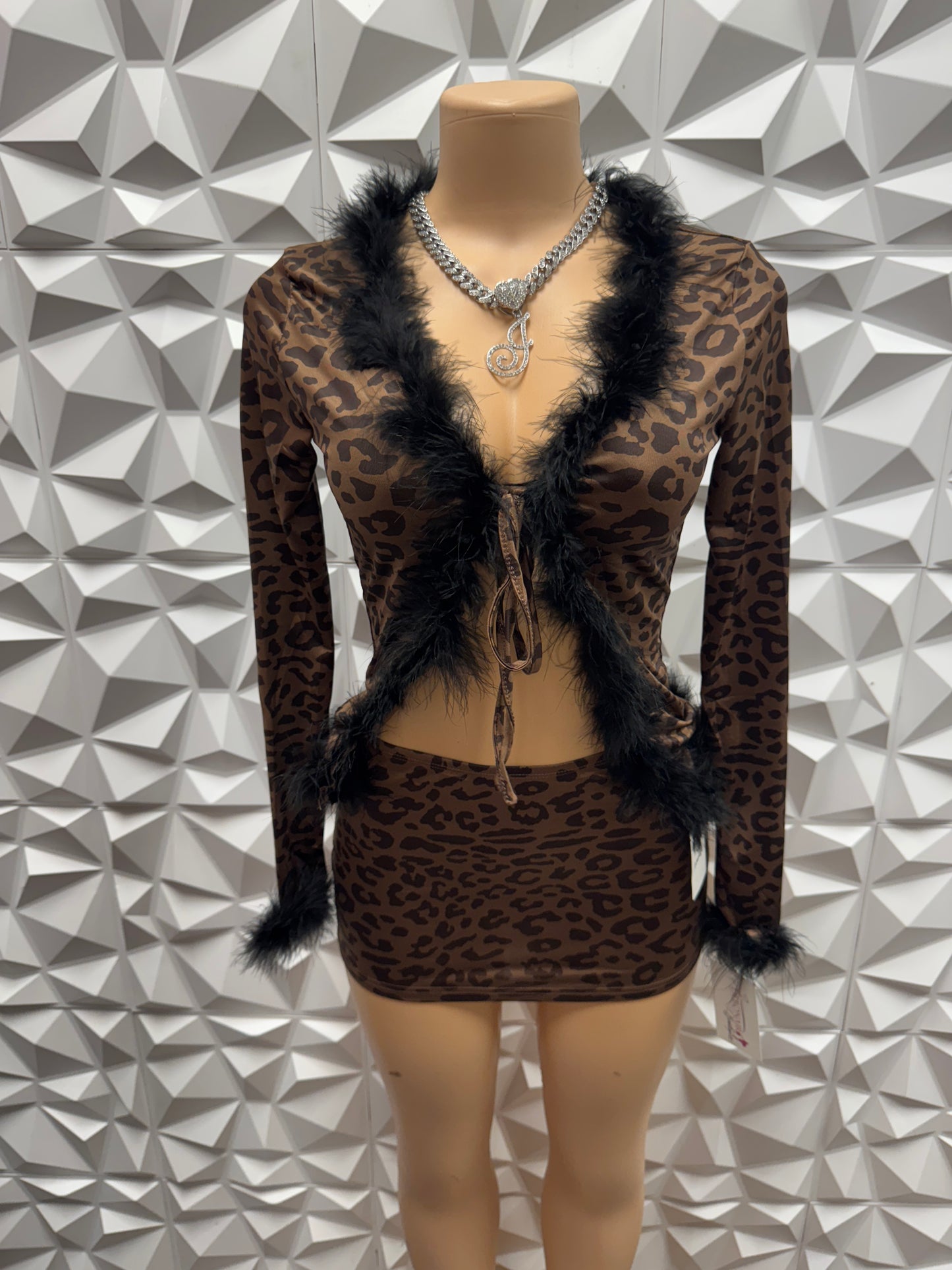 Brown Fur Trim Set