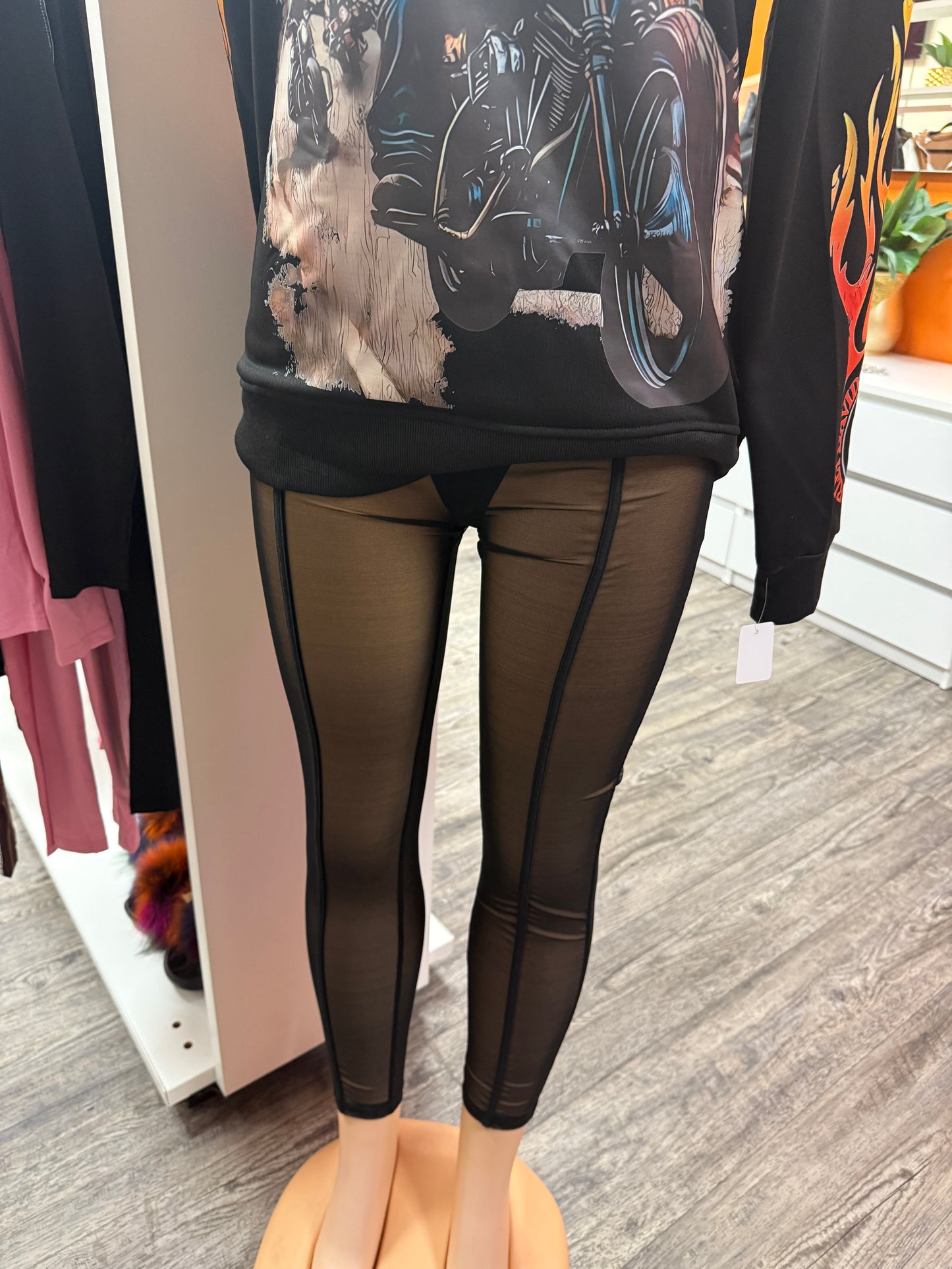 Mesh Outlined Leggings