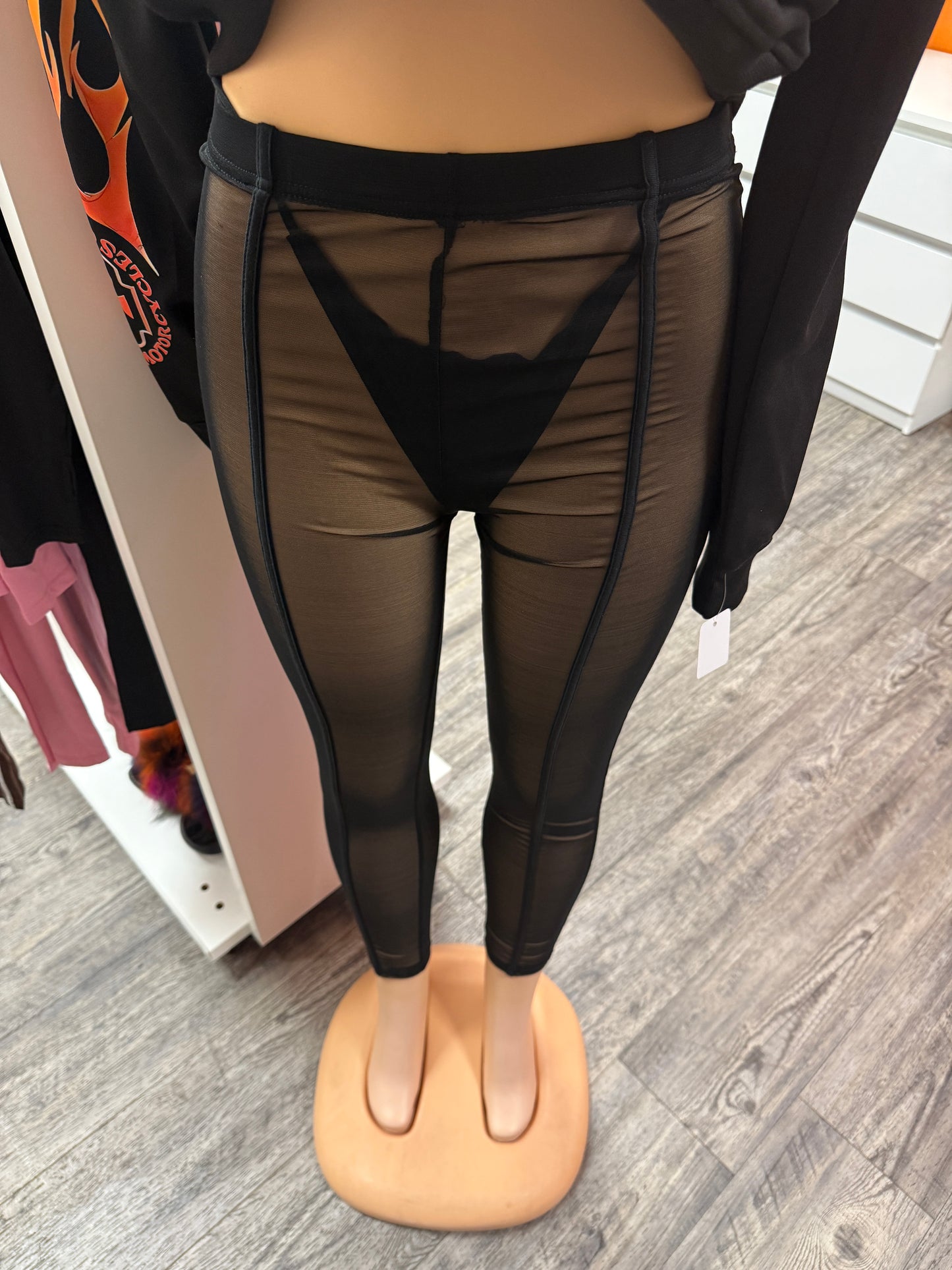 Mesh Outlined Leggings