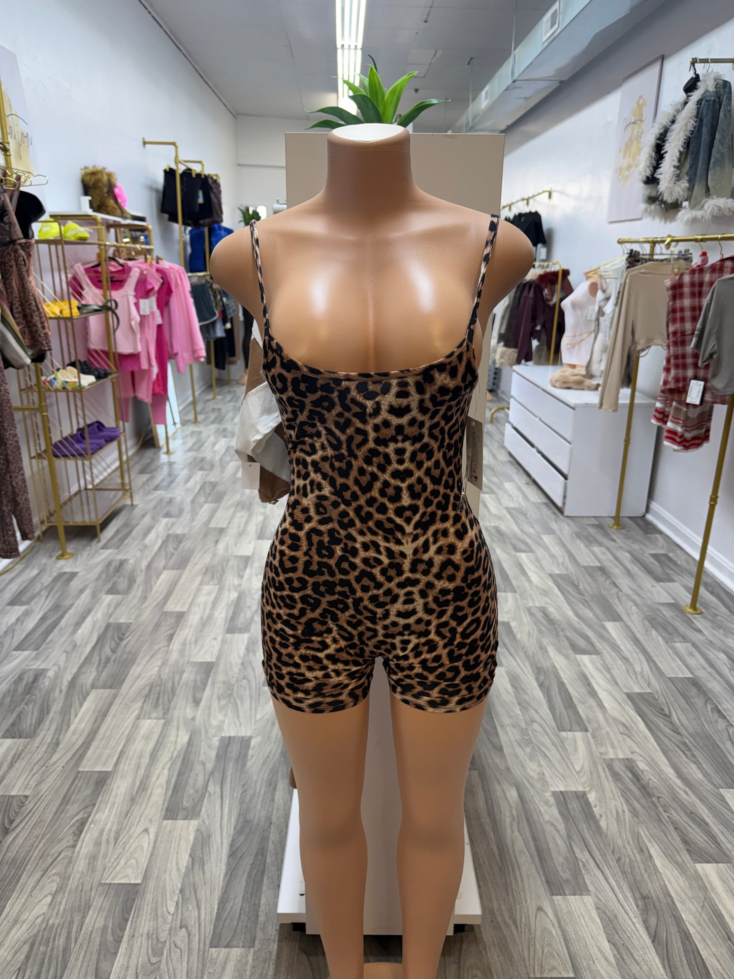Wild Instinct Leopard Romper – Curve-Hugging Stretch Fit